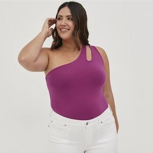 Torrid pink tanktop one sleeve cutout Size 4, 4X NEW